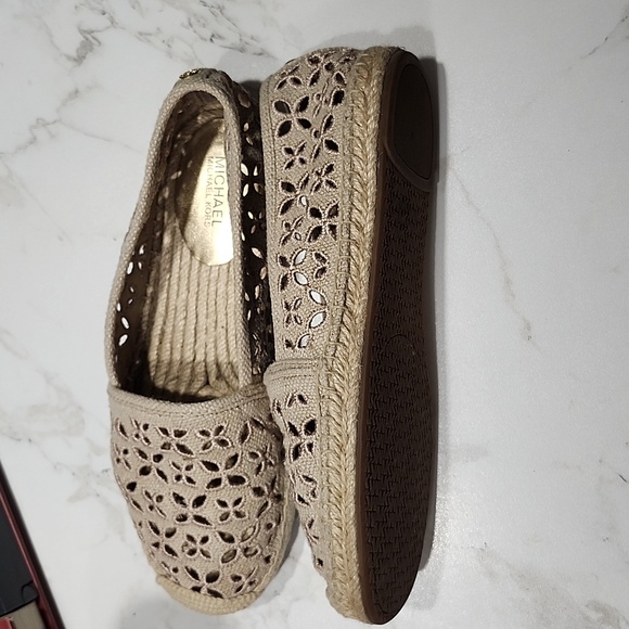 Michael Kors Espadrilles - Picture 4 of 8